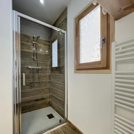 Chalet Le Mauntenrojji - Skis Aux Pieds *